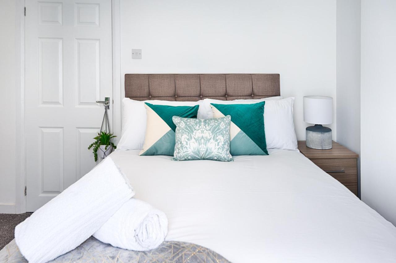 City Centre, Parking, Smart Tv'S In All Rooms Swansea Kültér fotó