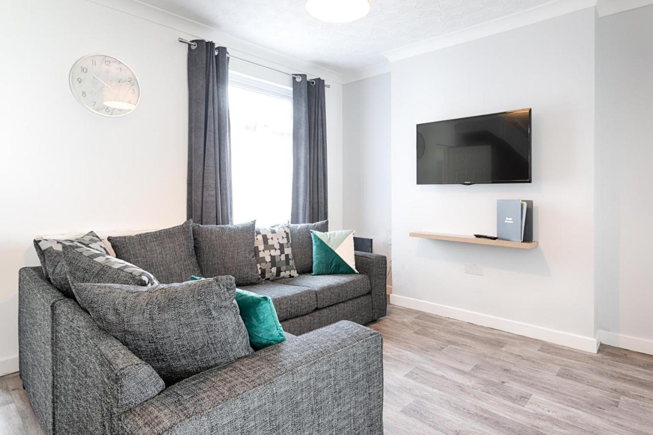City Centre, Parking, Smart Tv'S In All Rooms Swansea Kültér fotó
