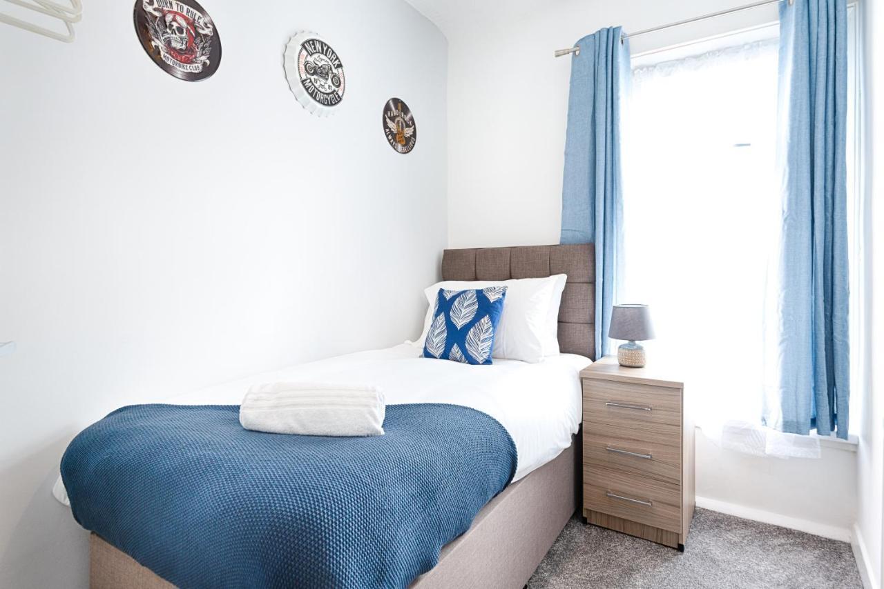 City Centre, Parking, Smart Tv'S In All Rooms Swansea Kültér fotó